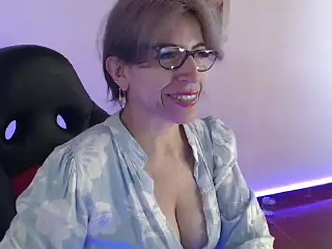 Chayla Ruiz online show from 12.19.24