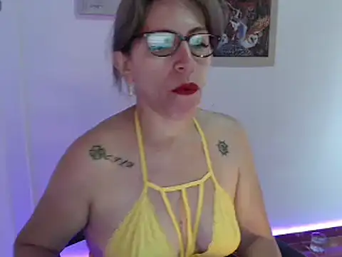 Chayla Ruiz online show from 12.21.24
