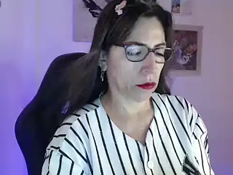 Chayla Ruiz online show from 01.22.25