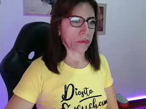 Chayla Ruiz online show from 01.27.25