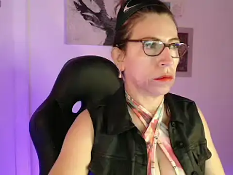 Chayla Ruiz online show from 01.31.25