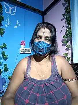 parioo7 online show from 02.15.25