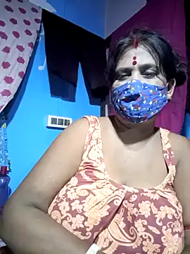 Snapshot of parioo7 chatting on 09.18.25 parioo7 online show from 09.18.25