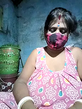 Snapshot of parioo7 chatting on 09.21.25 parioo7 online show from 09.21.25