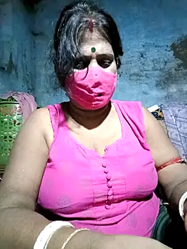 Snapshot of parioo7 chatting on 09.25.25 parioo7 online show from 09.25.25