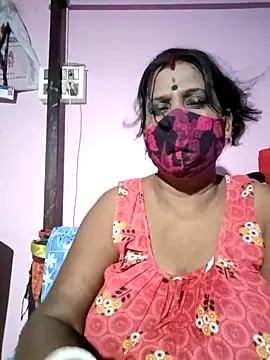 Snapshot of parioo7 chatting on 10.14.25 parioo7 online show from 10.14.25