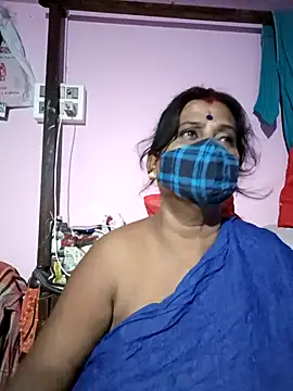 Snapshot of parioo7 chatting on 10.18.25 parioo7 online show from 10.18.25