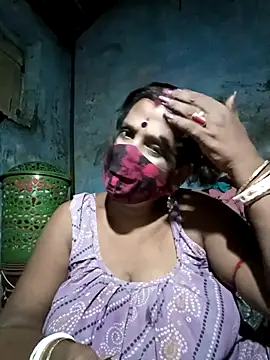 Snapshot of parioo7 chatting on 10.20.25 parioo7 online show from 10.20.25