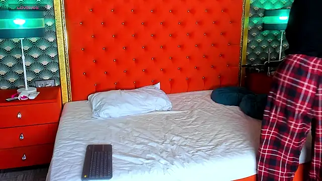 VallerieJones online show from 03.07.26