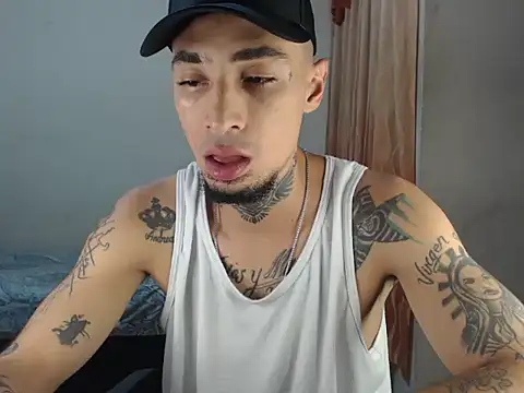 emiliano hottt online show from 12.19.24