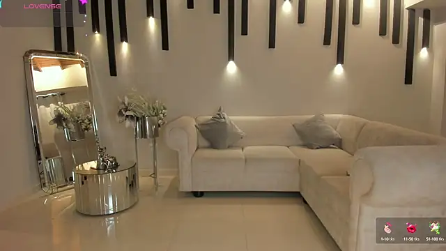 MaryLewis  online show from 03.13.25