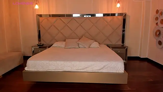 MaryLewis  online show from 04.11.26