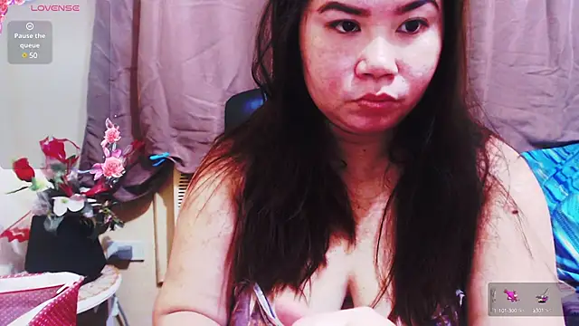 Alliayah Hollyx online show from 12.11.24