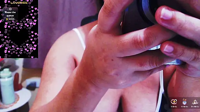 Alliayah Hollyx online show from 09.12.25