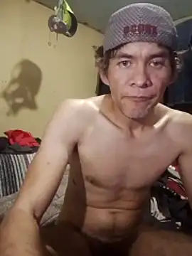 Snapshot of MarsWood chatting on 03.18.26 MarsWood online show from 03.18.26