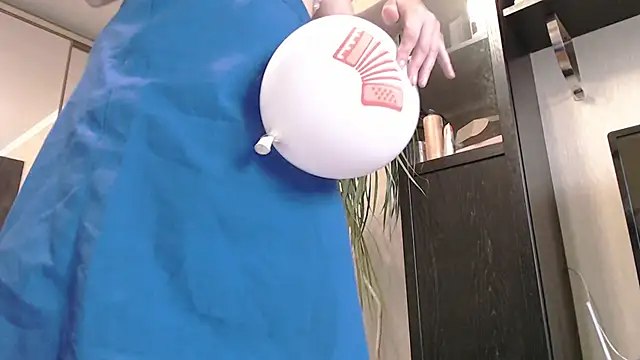 KiraGoldens online show from 09.23.25