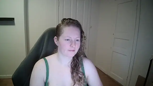 Girlnina-1995 online show from 02.10.25