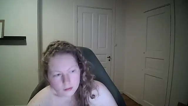 Girlnina-1995 online show from 02.26.25