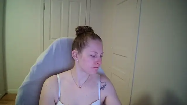 Girlnina-1995 online show from 04.01.26