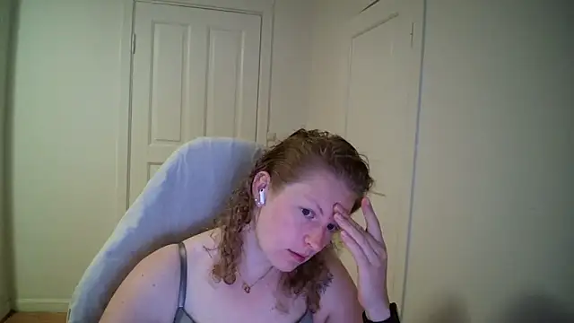 Girlnina-1995 online show from 05.12.26