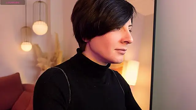 LorenDaze online show from 02.12.26