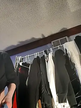 eatmeplease44 online show from 03.12.25