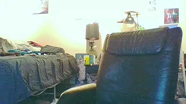 eatmeplease44 online show from 11.30.25