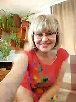 Snapshot of IrmaRose chatting on 03.05.25 IrmaRose online show from 03.05.25