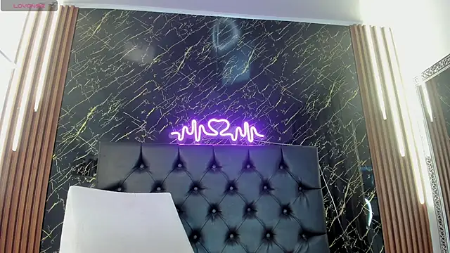 Tamara-evans online show from 11.07.25