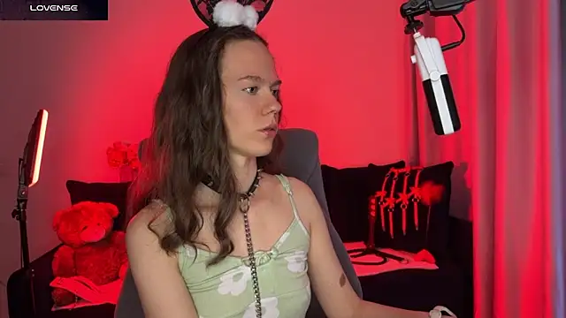 DivineBite online show from 09.21.25