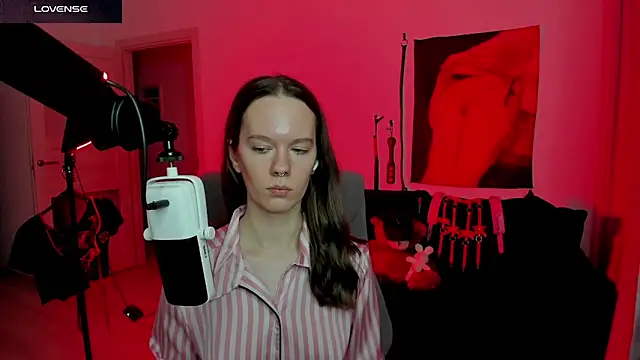 DivineBite online show from 04.04.26