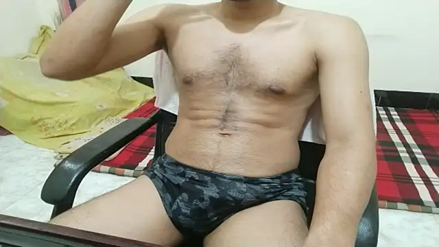 Snapshot of ekzxoss chatting on 03.08.25 ekzxoss online show from 03.08.25