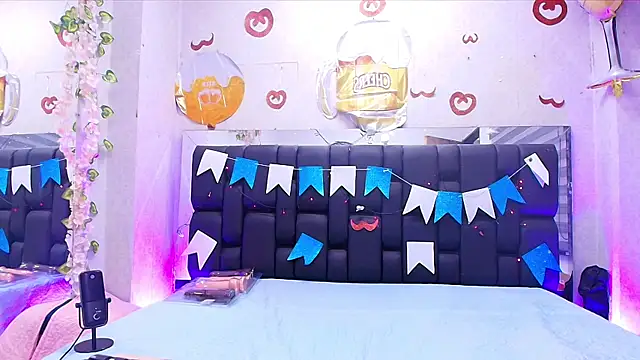  carolina fox online show from 09.27.25