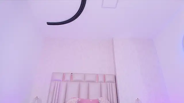  carolina fox online show from 05.28.26