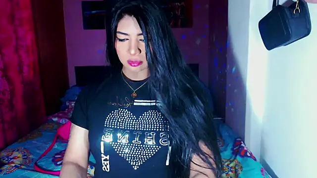 Snapshot of violet_bigcock774 chatting on 01.24.25 violet bigcock774 online show from 01.24.25