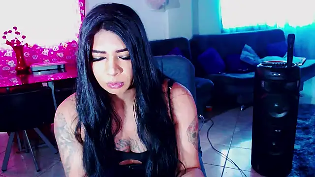 Snapshot of violet_bigcock774 chatting on 02.08.25 violet bigcock774 online show from 02.08.25
