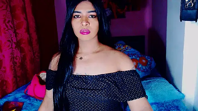 Snapshot of violet_bigcock774 chatting on 02.24.25 violet bigcock774 online show from 02.24.25