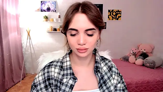 aPieceOfJoy online show from 02.23.25