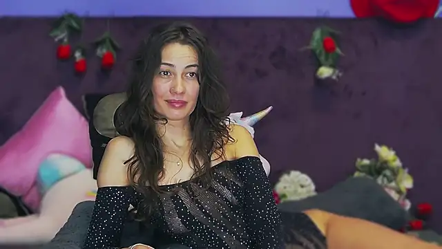 Snapshot of Jayllene chatting on 12.20.24 Jayllene online show from 12.20.24