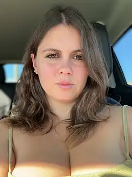 Snapshot of Samantha_official chatting on 03.09.25 Samantha official online show from 03.09.25