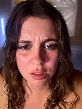 Snapshot of Samantha_official chatting on 10.07.25 Samantha official online show from 10.07.25