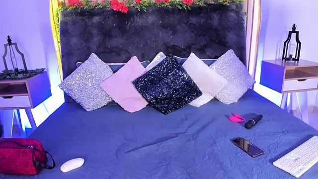 Karlagonzales  online show from 01.22.25