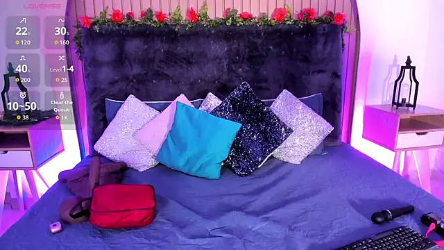 Karlagonzales  online show from 11.07.25