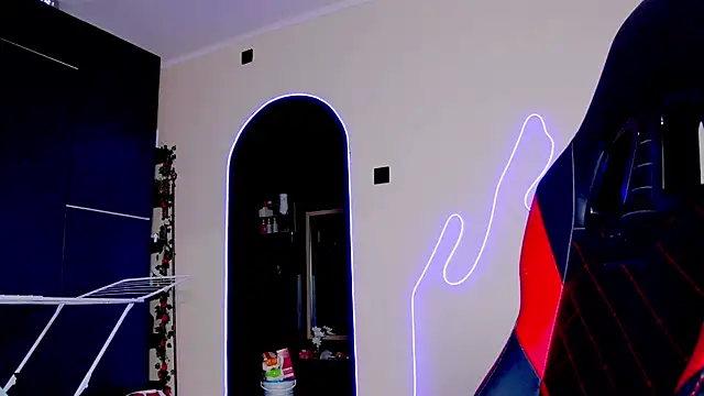 karo123421 online show from 10.19.25