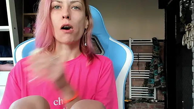 karo123421 online show from 10.24.25