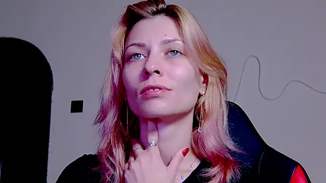 karo123421 online show from 11.03.25