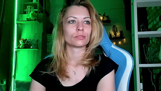 Snapshot of karo123421 chatting on 03.19.26 karo123421 online show from 03.19.26