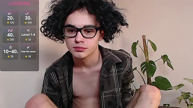 Snapshot of Herman_Elfi chatting on 02.26.25 Herman Elfi online show from 02.26.25