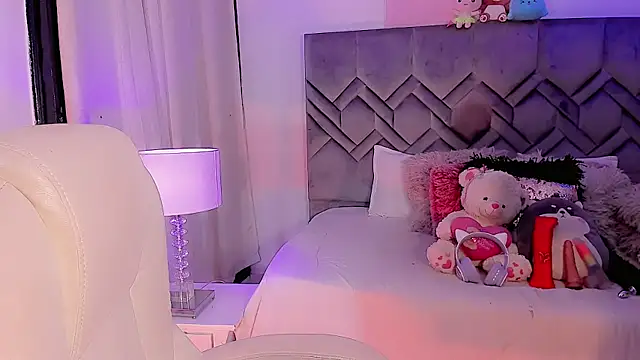 LeyXandrabraz online show from 12.23.24