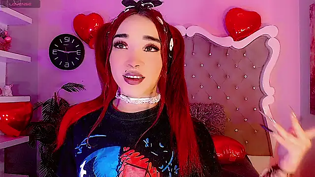 Snapshot of LeyXandrabraz chatting on 02.15.26 LeyXandrabraz online show from 02.15.26